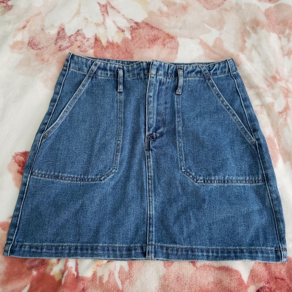 jean skirt with pockets